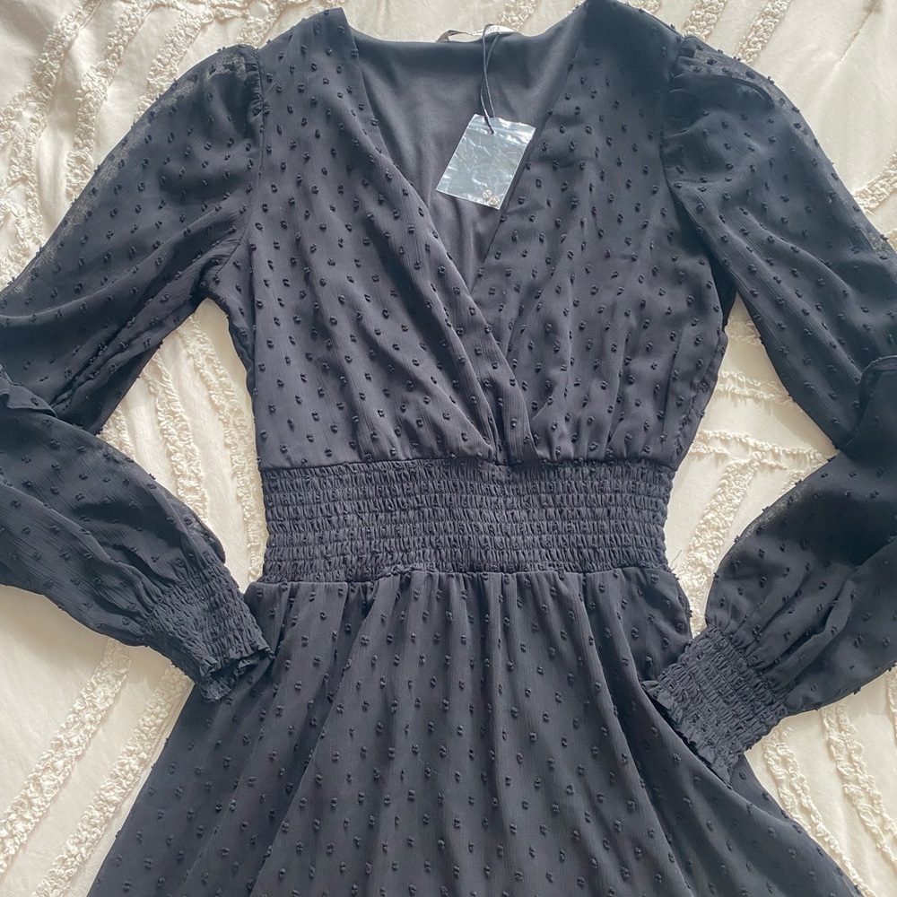 stradivarius Black Swiss Dot V-Neck Long Sleeve Dress - Picture 3 of 5